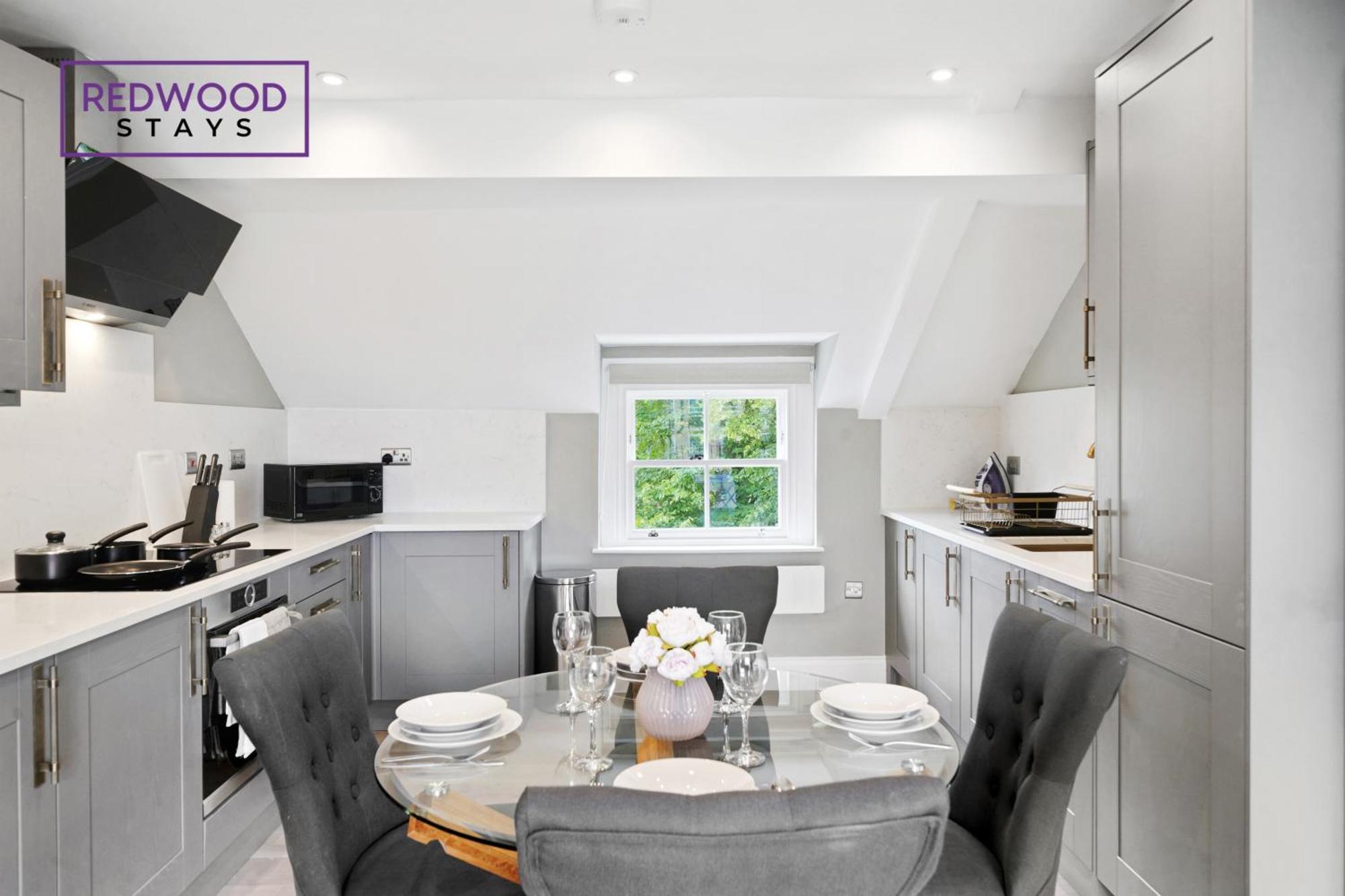 Top Quality 2 Bed 1 Bath Apartments For Contractors By Redwood Stays Reading Exterior photo